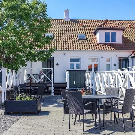 2 Bedroom In Apartment Svaneke